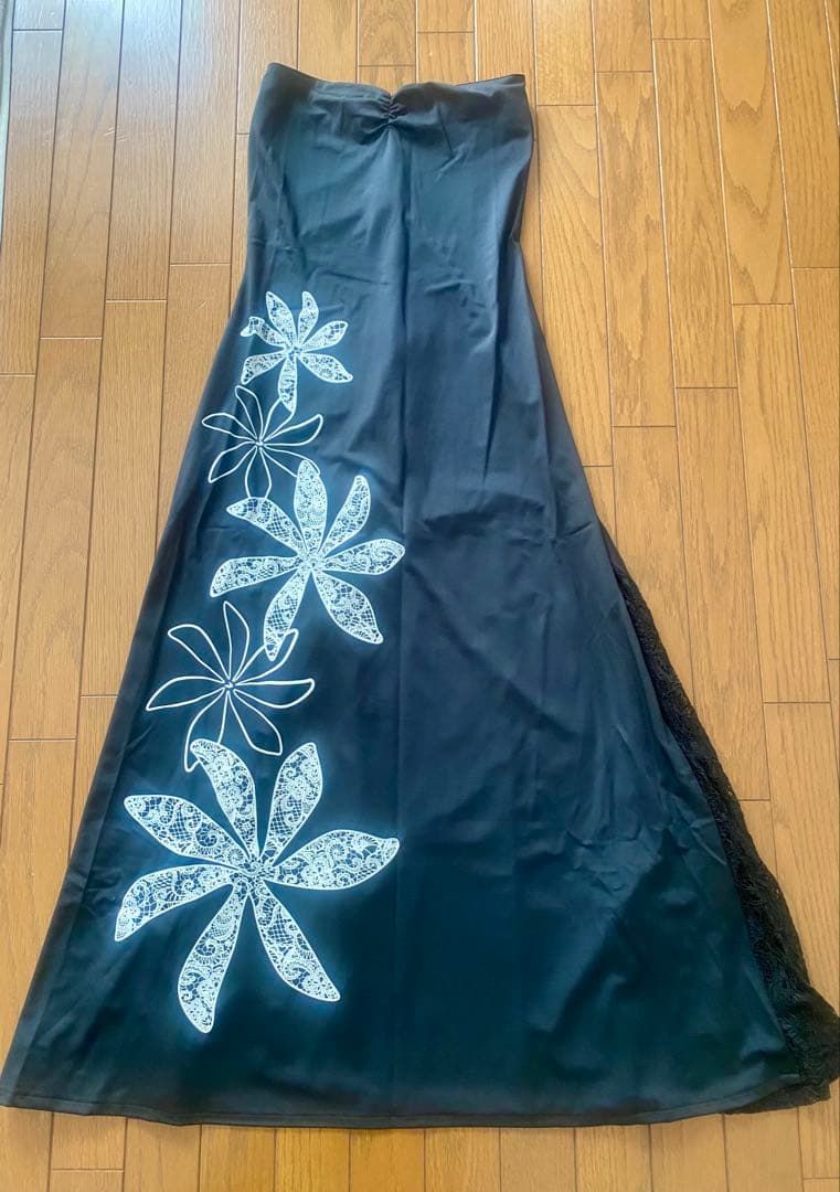 新品未使用　タヒチアンダンス衣装