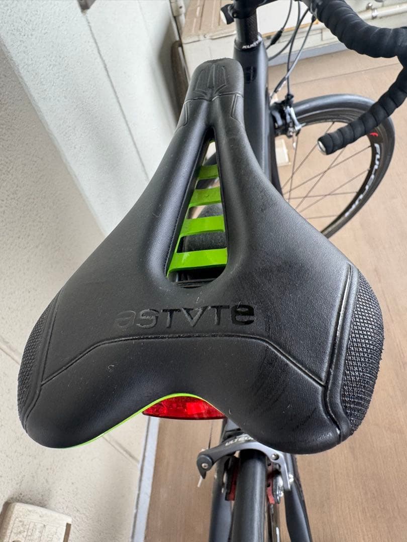 KUOTA KRYON ULTEGRA ＋フルクラム レーシング