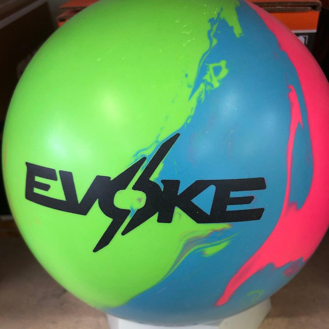 Evoke イヴォーク　モーティブ