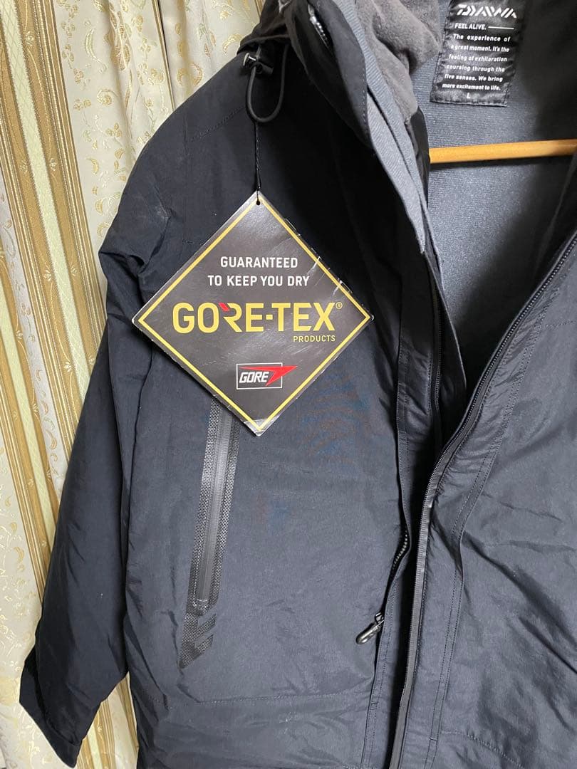 ダイワ GORE-TEX フィッシングスーツ Lサイズ
