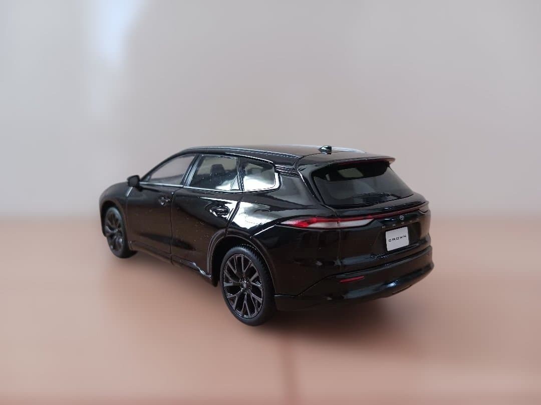 ク*ー様 値下げ！クラウンエステート カラーサンプルミニカー　ブラックとパール2