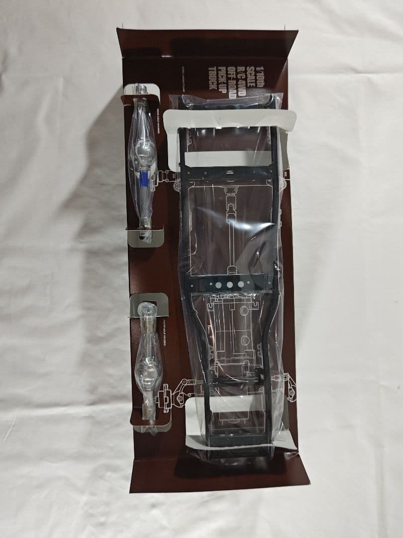 【未組立】タミヤ RC ハイラックス ブルーザー 4WD 3速ミッション 復刻