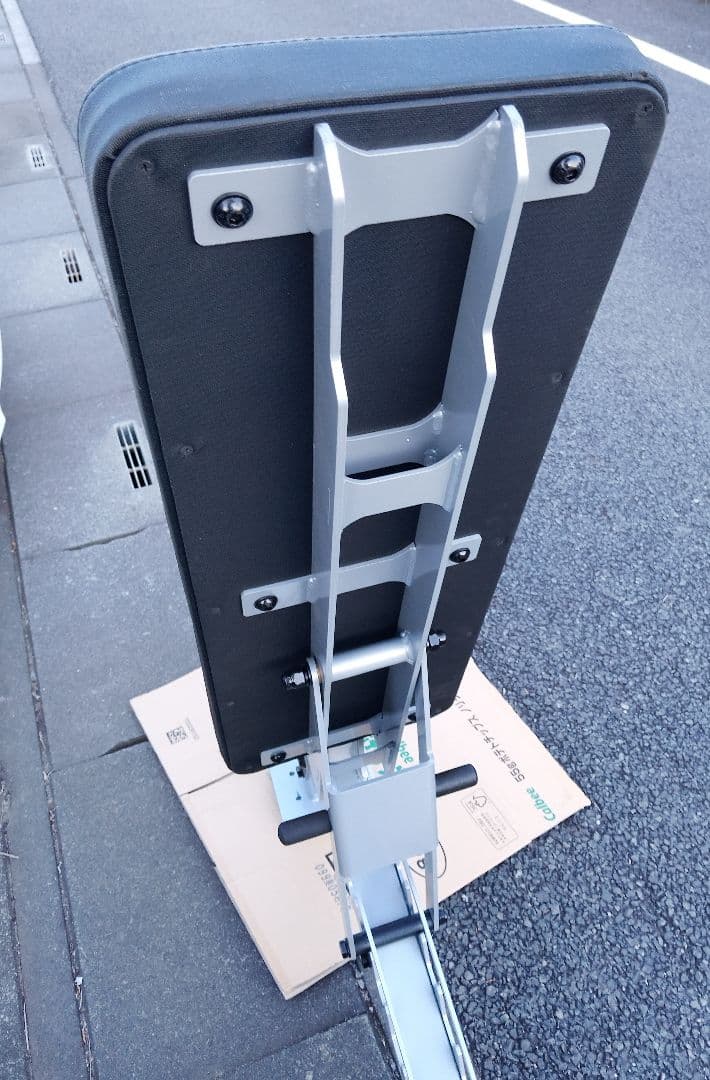 MBC アジャスタブルベンチ　この商品は3万8500円です