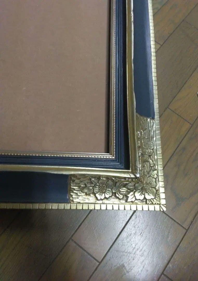 油彩額縁 シルバーとダークブルー 花柄装飾F10
