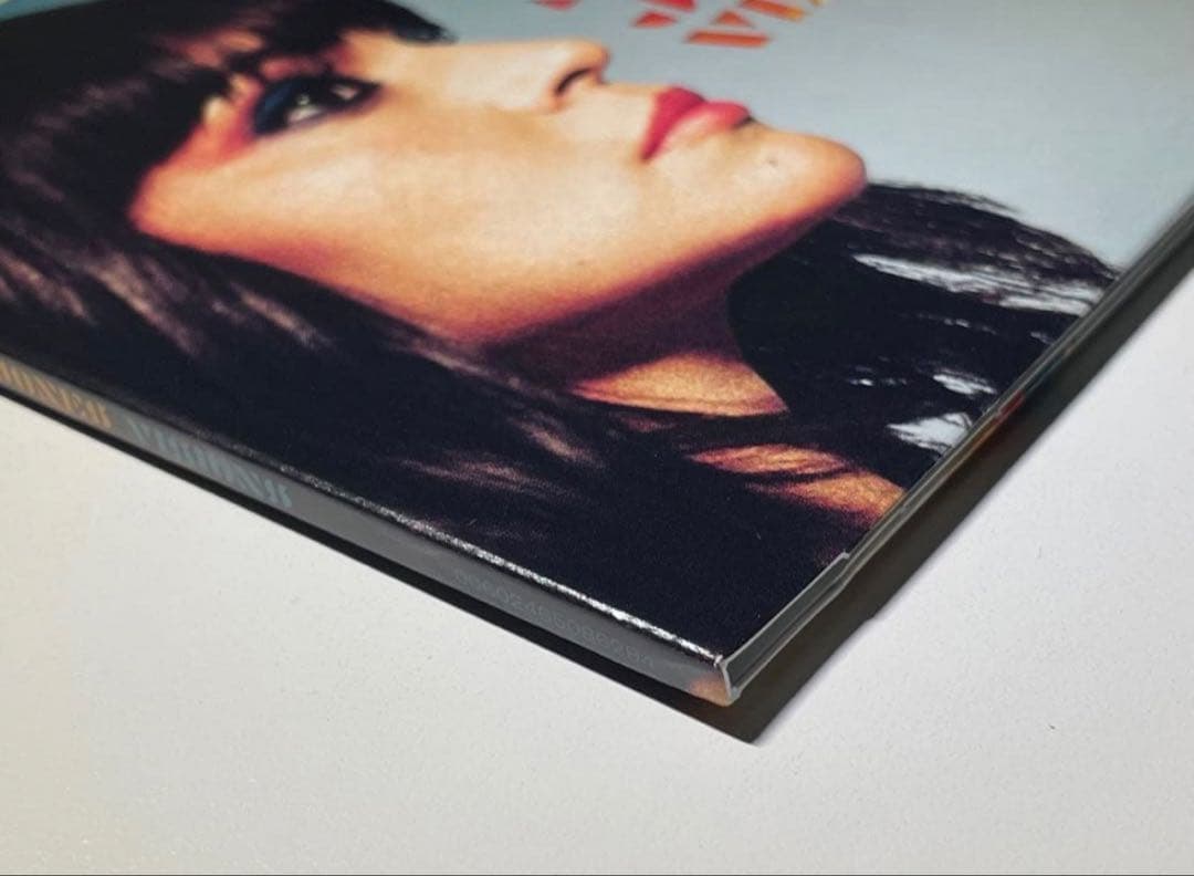 オフィシャル直筆サイン Norah Jones / Visions