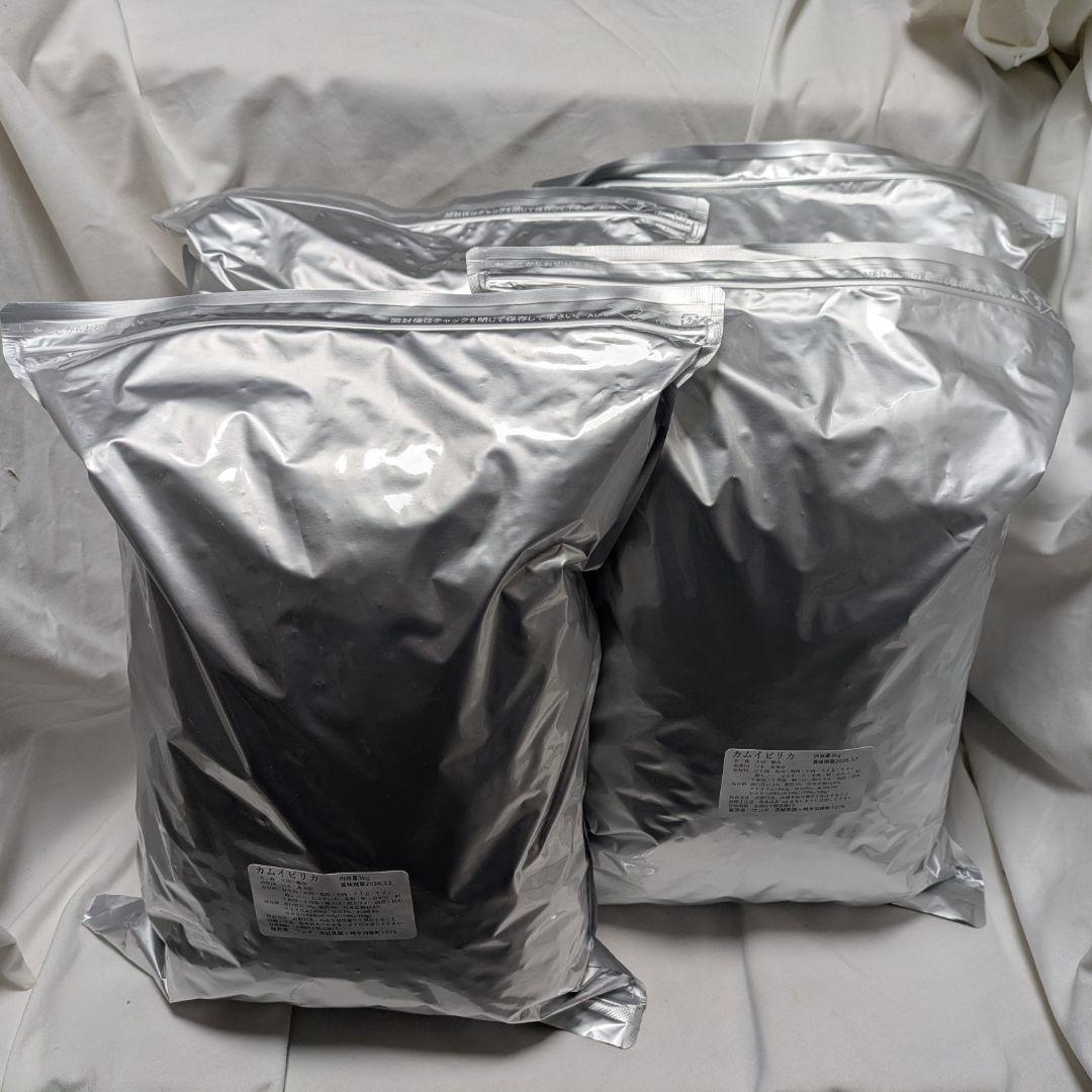 カムイピリカ12kg（3kg×4袋）一生一度は与えたい神フード
