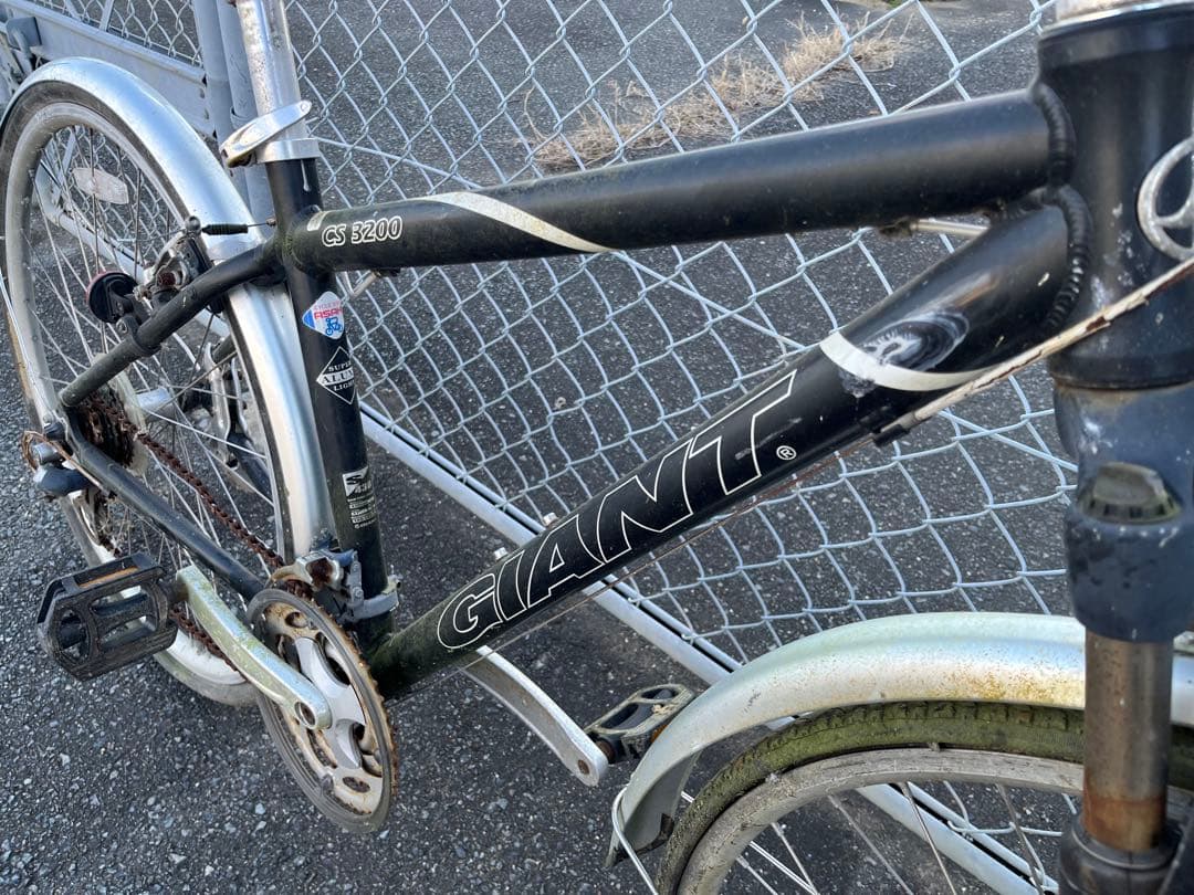 未整備　GIANT CS3200 サイズS