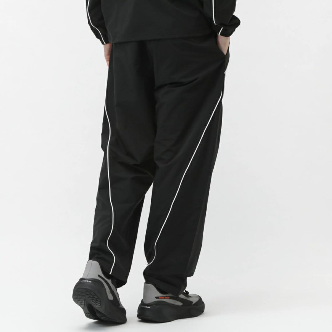 新品　ビームスデザイン　上下セット　ウインドジャケット　ウインドパンツ　ブラック