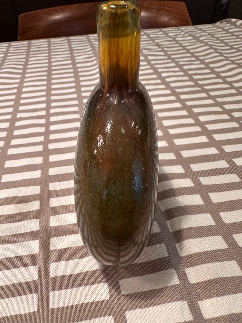 オイバトイッカ　ヌータヤルヴィ　一輪挿し