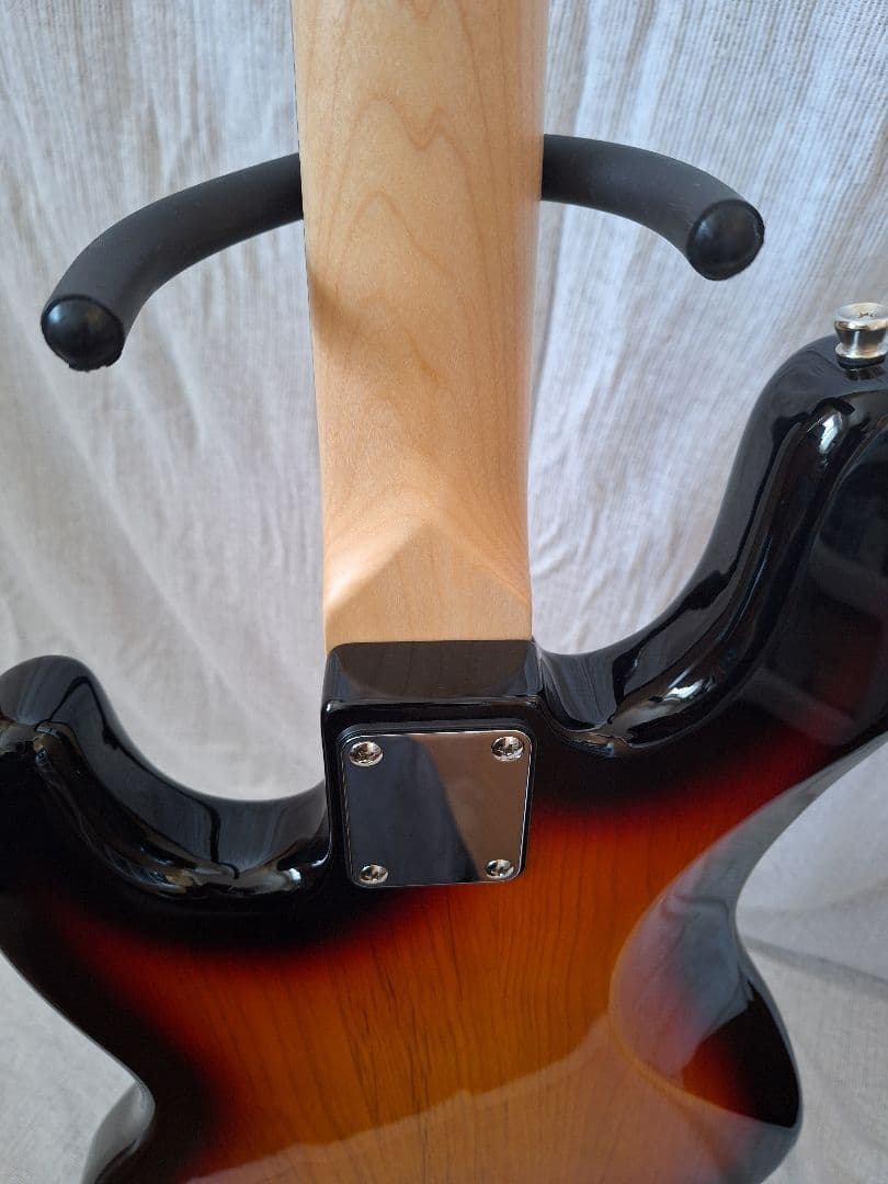 【美品】Bacchus フレットレスベース Universe Series