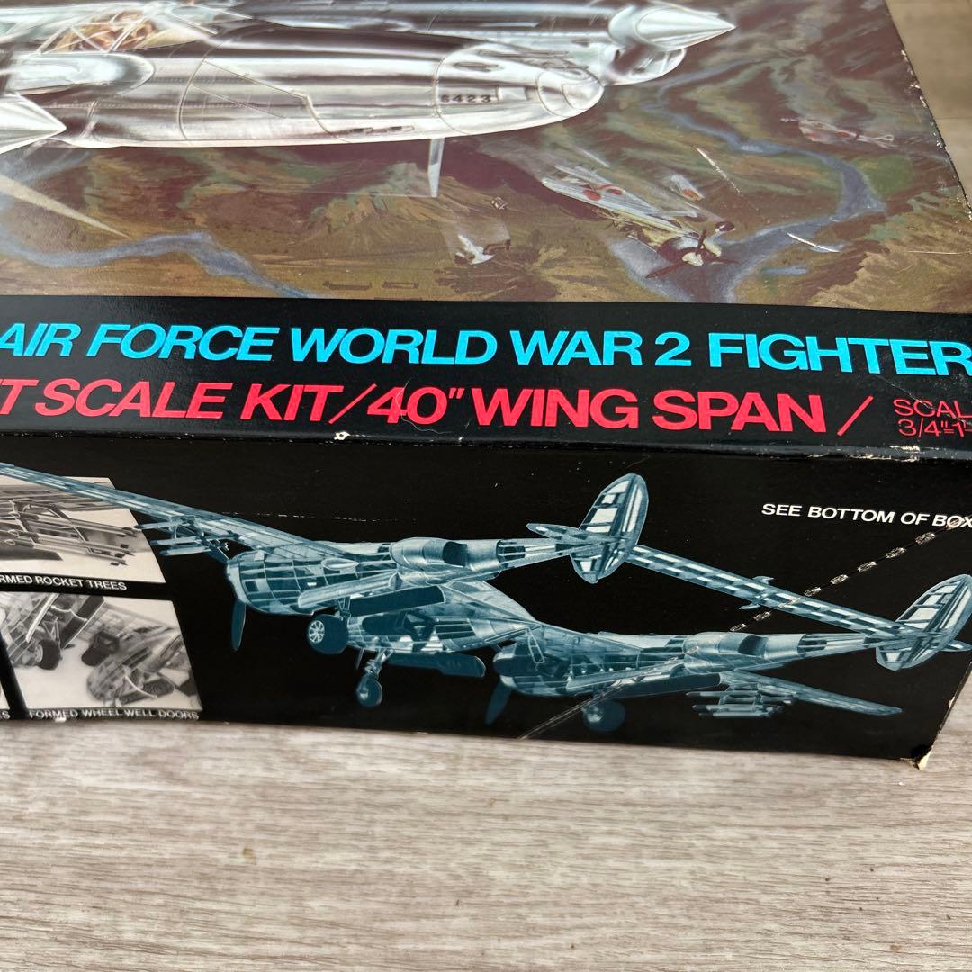 k*3様 Guillow's Lockheed P-38L Lightning