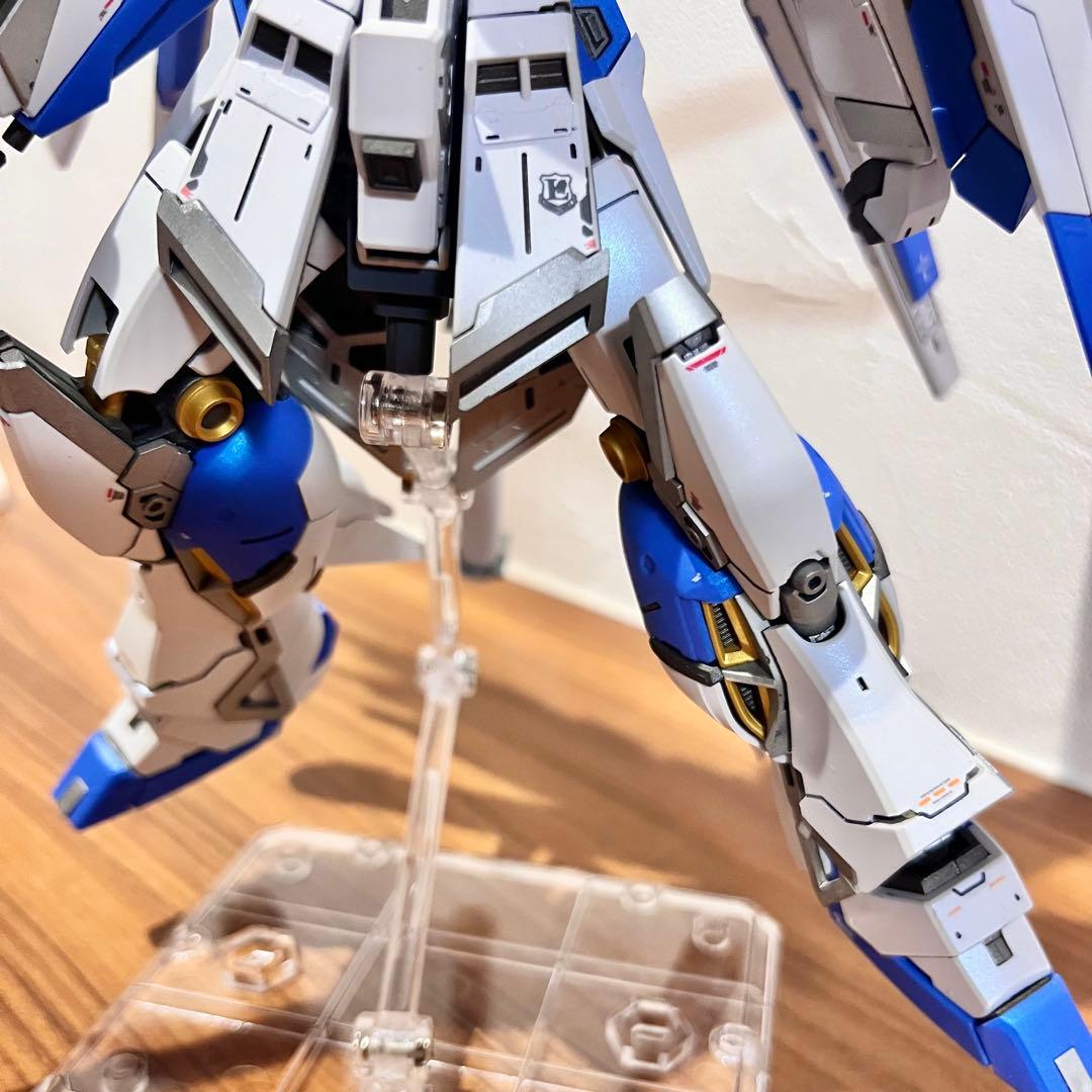 RG Hi-νガンダム ハイニューガンダム　全塗装　完成品