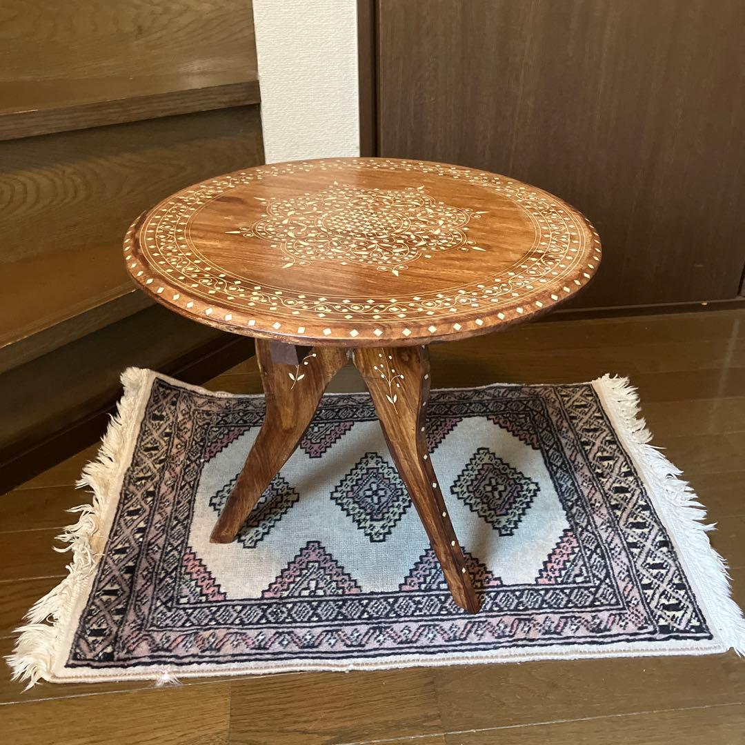 中東で購入した象嵌彫テーブル