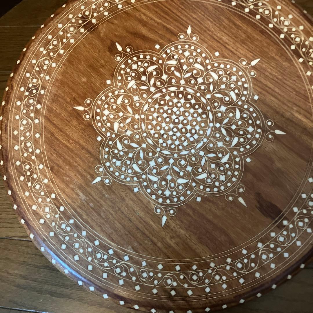 中東で購入した象嵌彫テーブル
