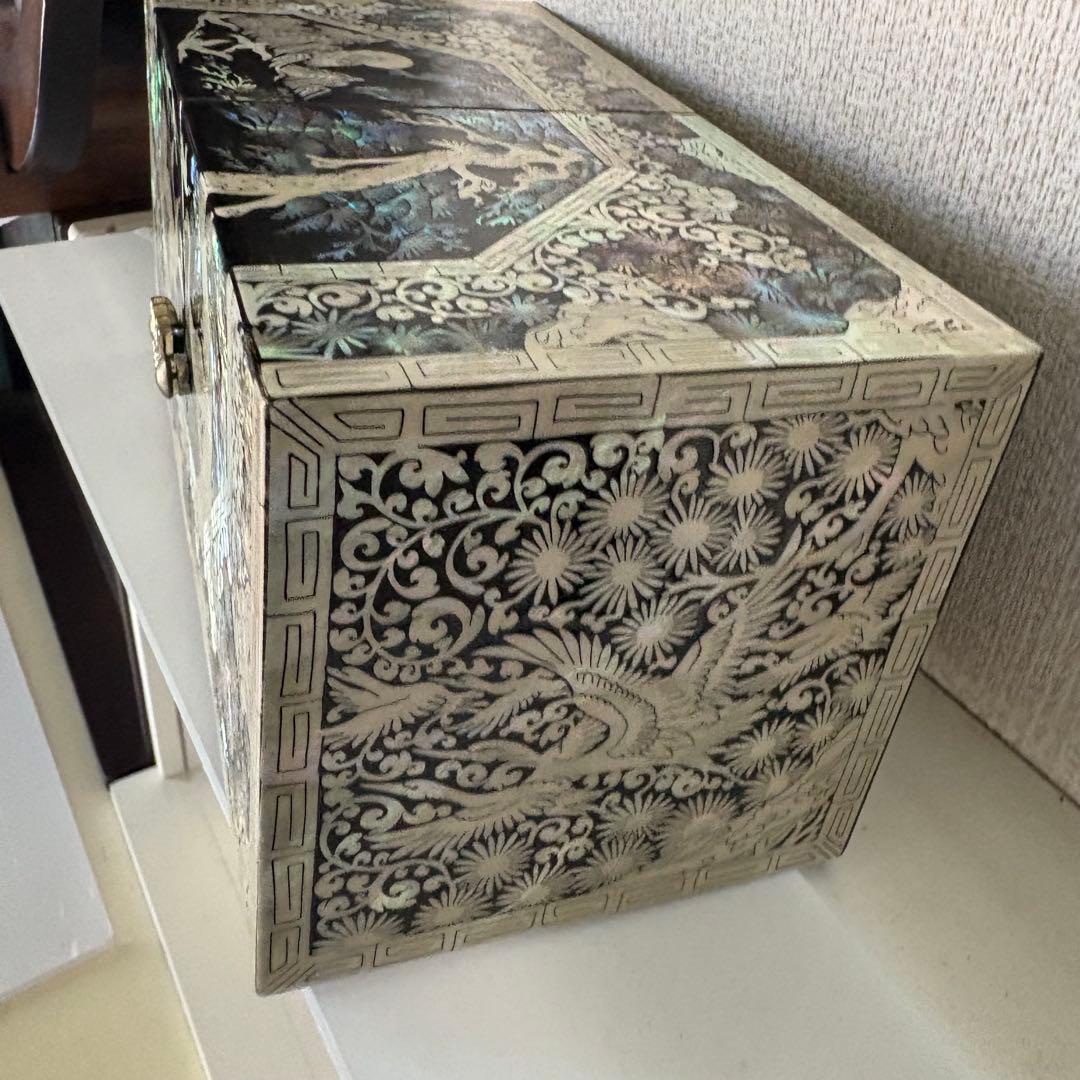 螺鈿細工　韓国工芸品　小物入れ