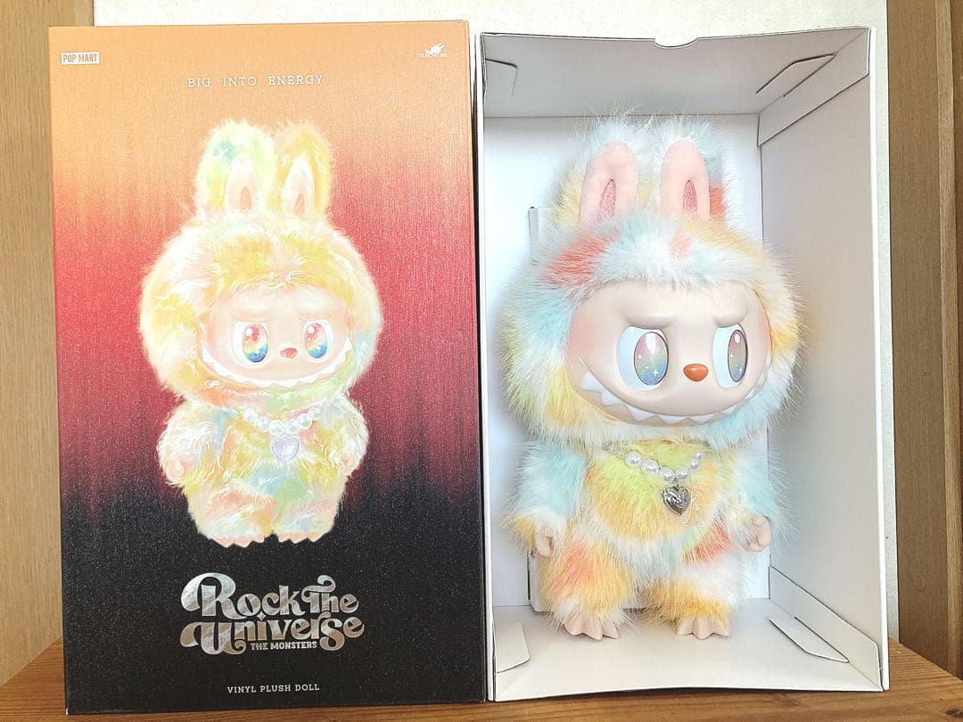 【新品未開封】ラブブ　POP MART Rock ぬいぐるみ　ポップマート