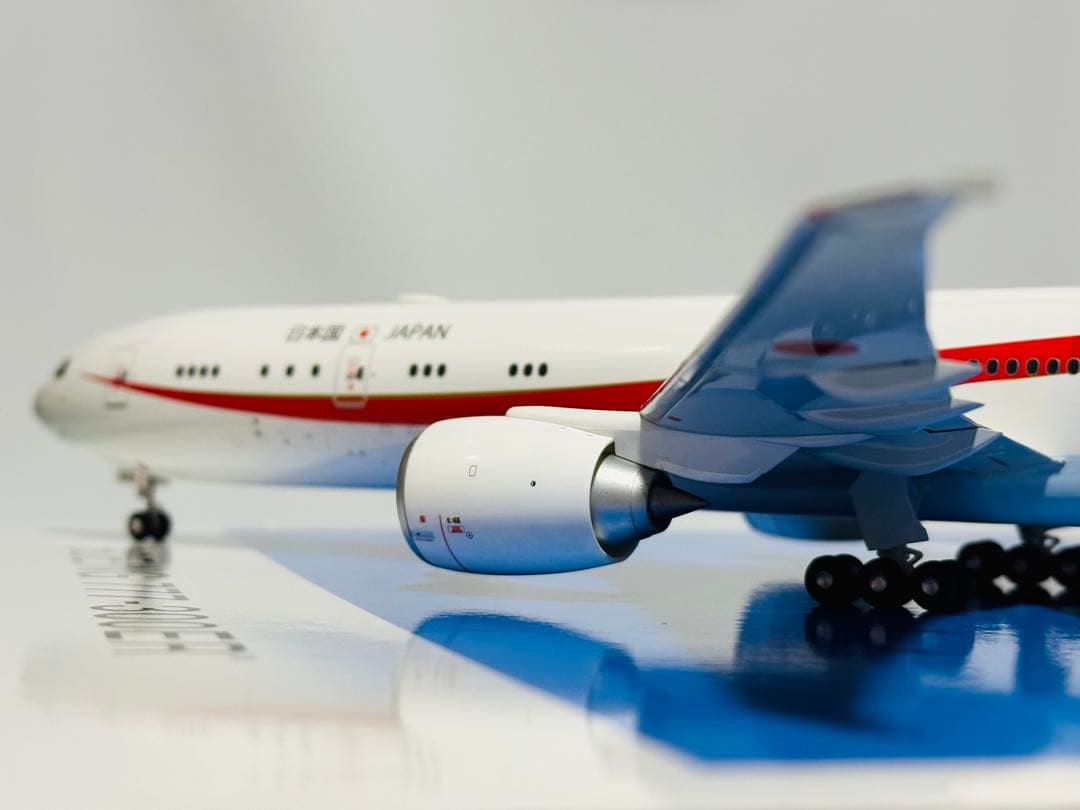 全日空商事 1/200 777-300ER 政府専用機