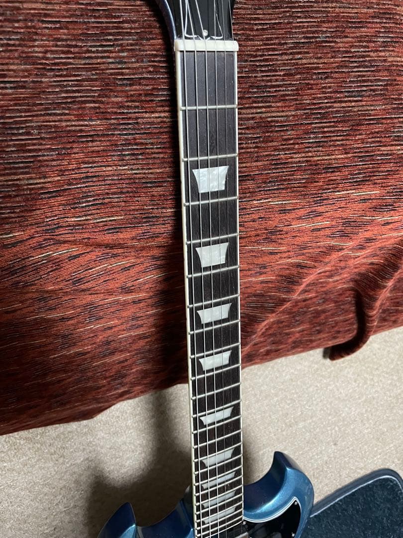 SGタイプ　エレキギター