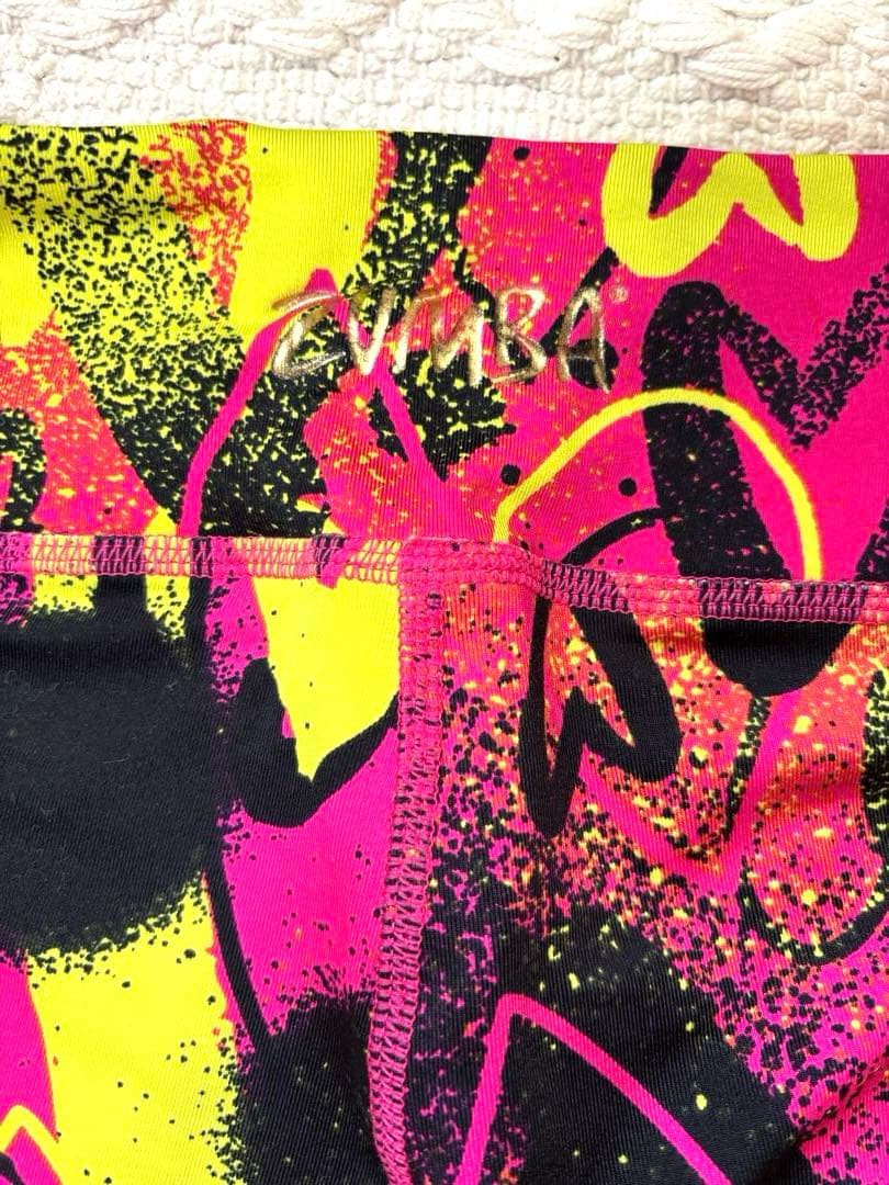 【未使用】ZUMBA ブラとレギンスセット