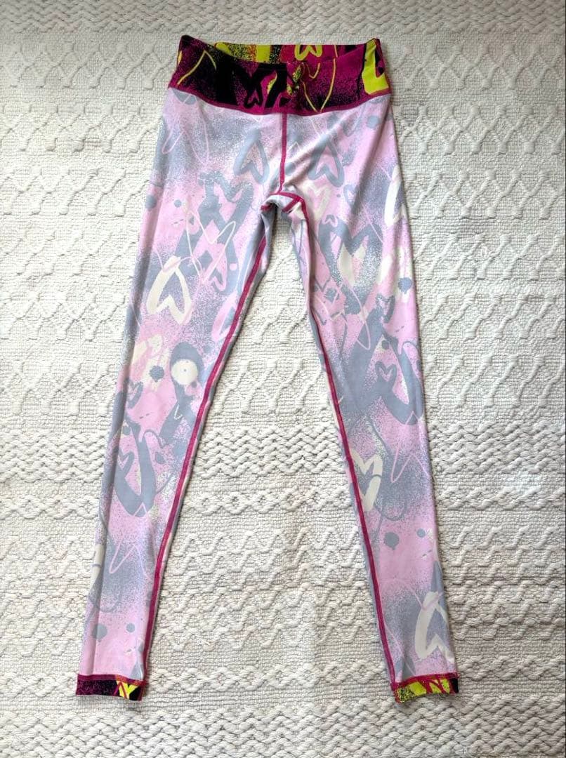 【未使用】ZUMBA ブラとレギンスセット