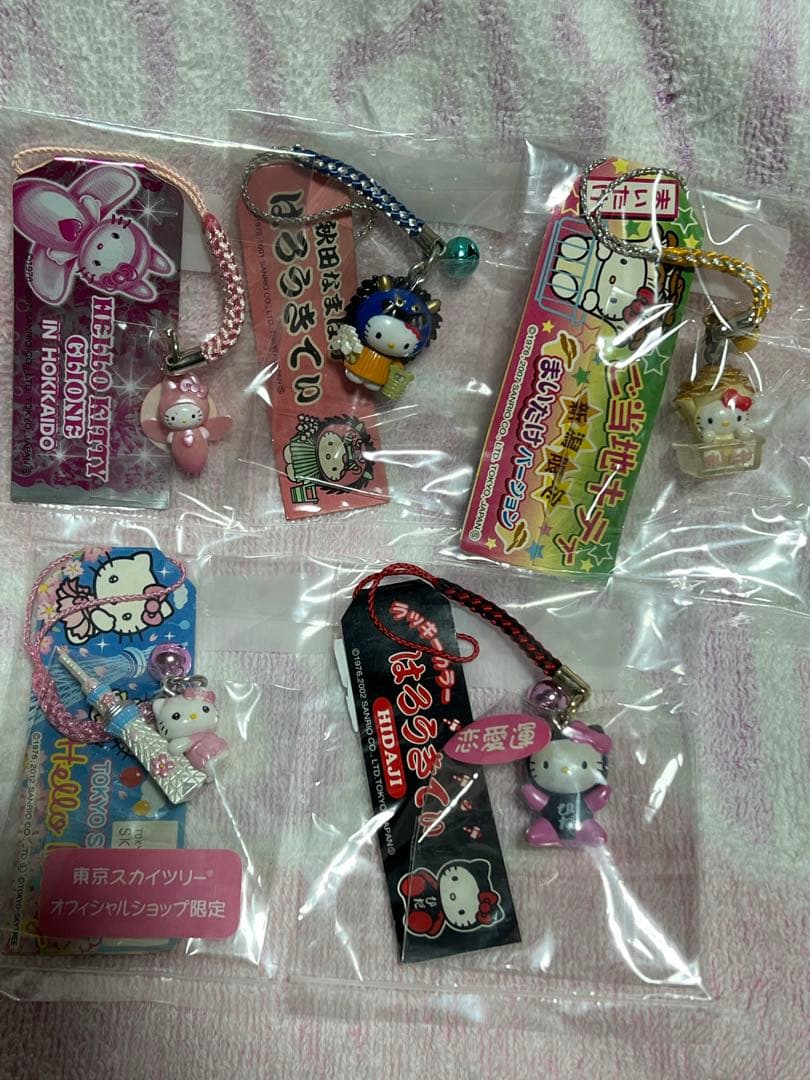 キティちゃんご当地ストラップ(根付け)＆チャーム 計28個/まとめ売り・レア美品
