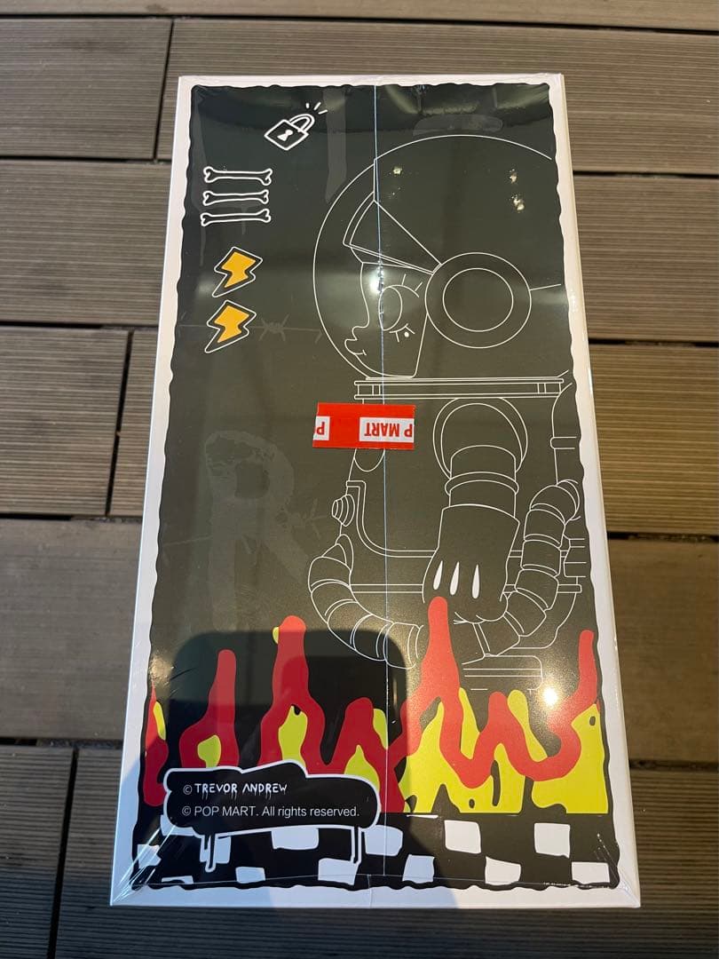 ポップマート メガコレクション メガ スペース モリー 400%