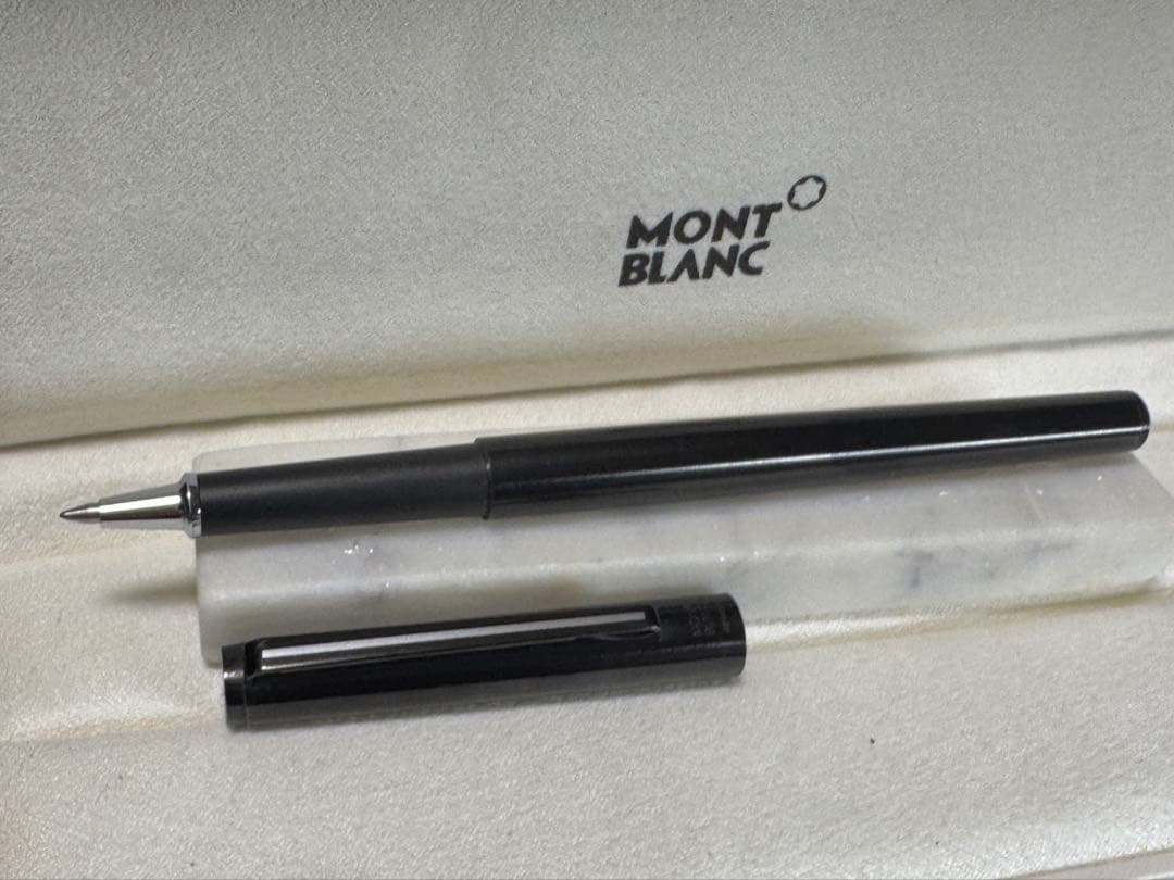 【美品】モンブラン No1124 漆黒ロードナイト鉱加工 ローラーボール