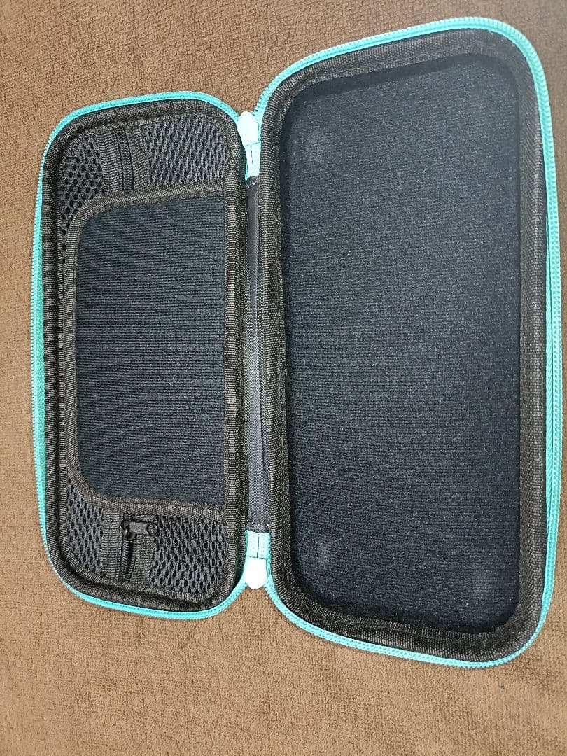 ニンテンドー　スイッチ　ライト イエロー 本体　他