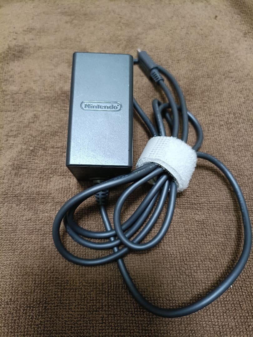 ニンテンドー　スイッチ　ライト イエロー 本体　他