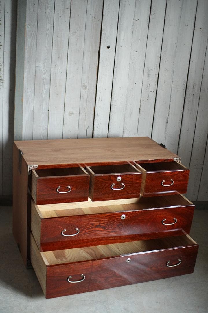 綺麗な前欅の箪笥　引き出し5杯　タンス　収納　古家具　古民家　時代家具