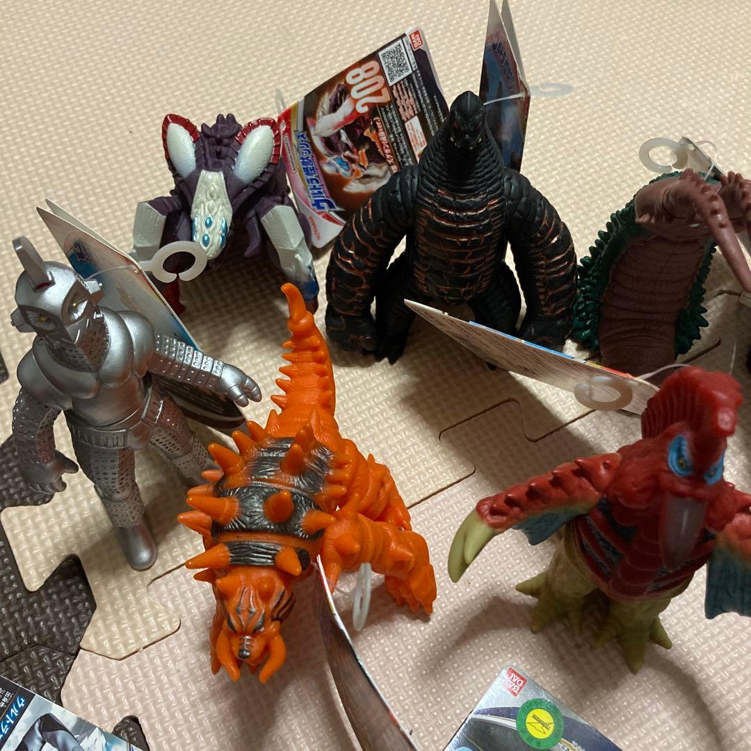 ウルトラマンフィギュアセット　21体