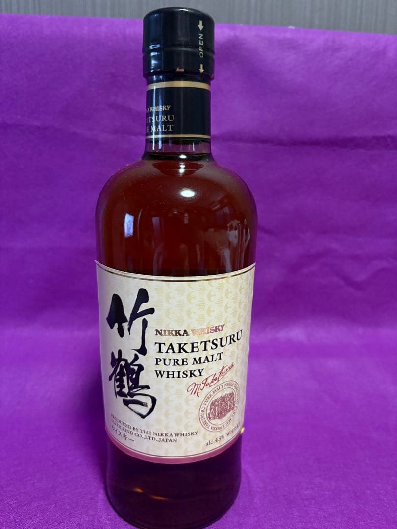 竹鶴ピュアモルトウイスキー 700ml ニッカ　越前和紙贈答包装済み