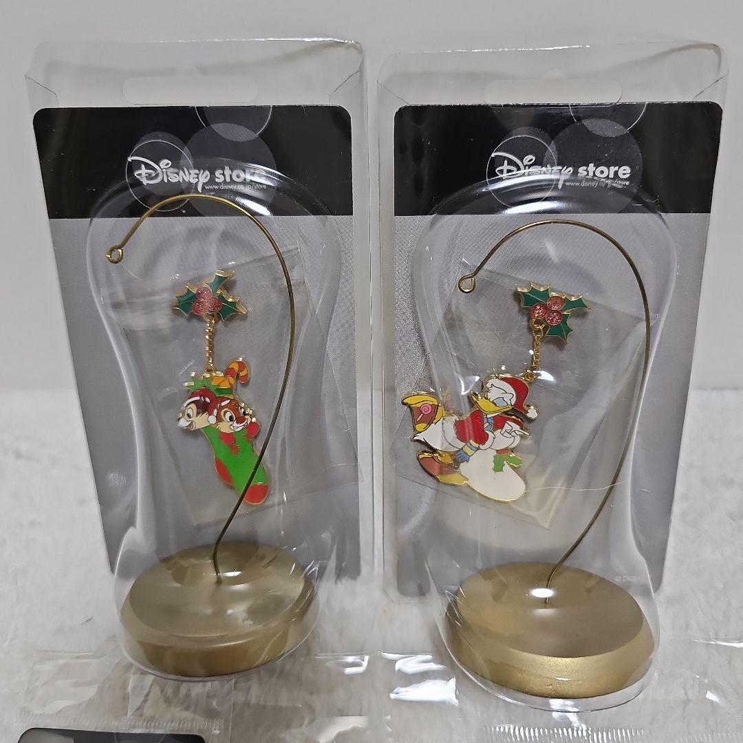 DisneyStore クリスマスピンバッジ まとめ売り