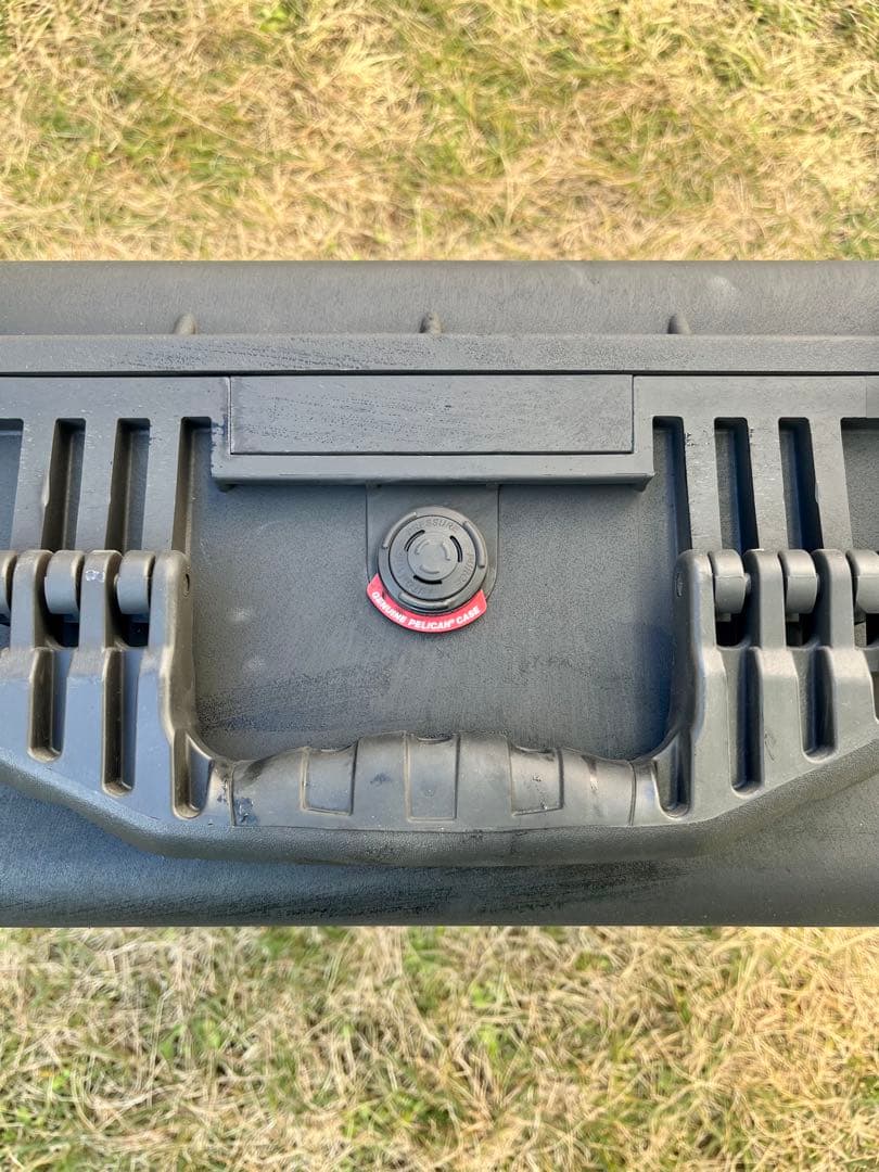 米軍放出品ハードケースPELICANペリカン ハードプロテクターケース 防水防塵