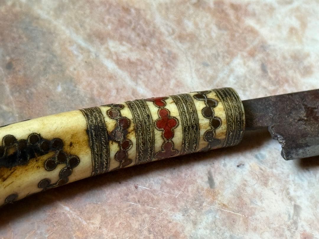アイヌ古美術 マキリ 鹿角柄 七宝象嵌装飾 小刀