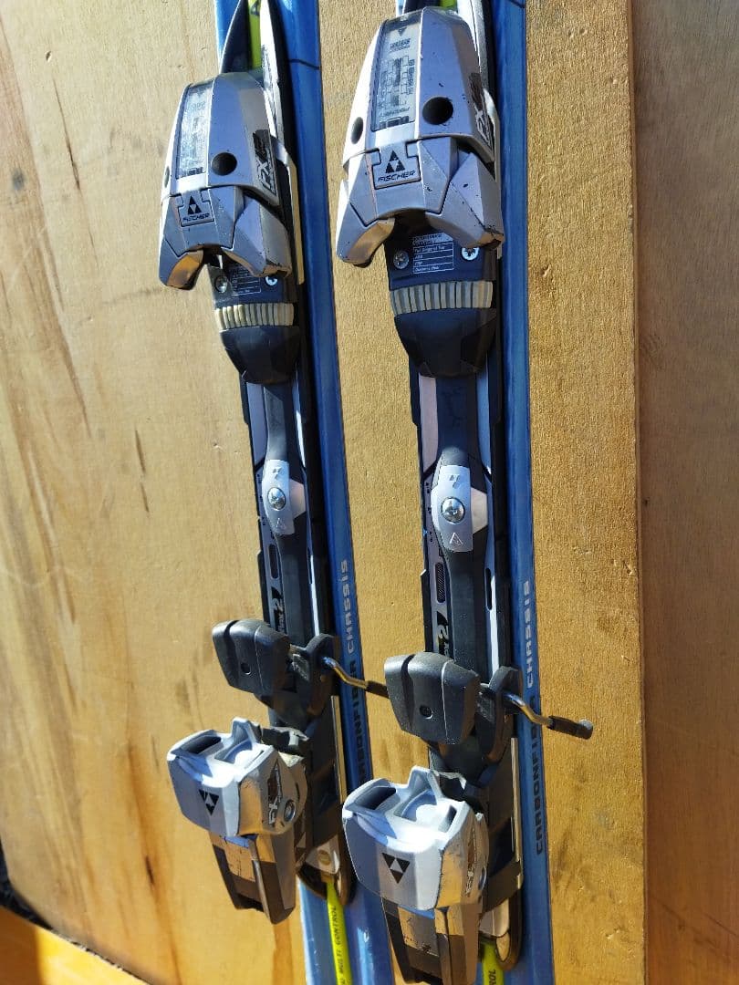 フィッシャー　Fischer AMC CHASSIS 700 スキー　板