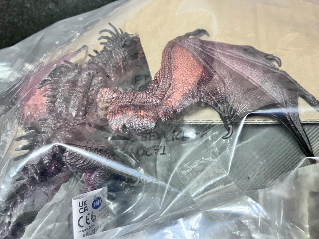 パポ 新品未開封『ドラゴン』フル可動 ファンタジーモンスターアクションフィギュア