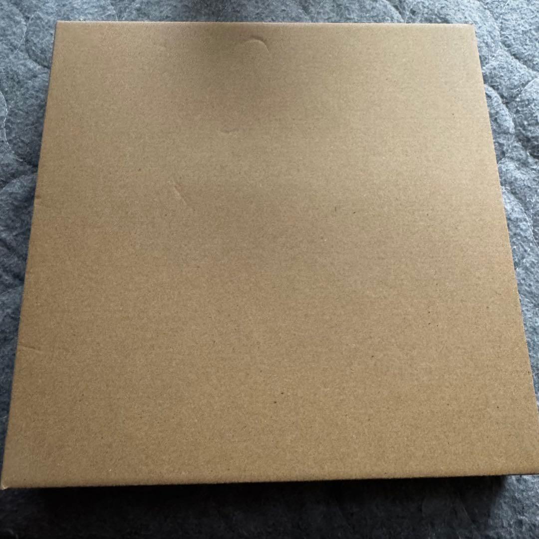 囀る鳥は羽ばたかない