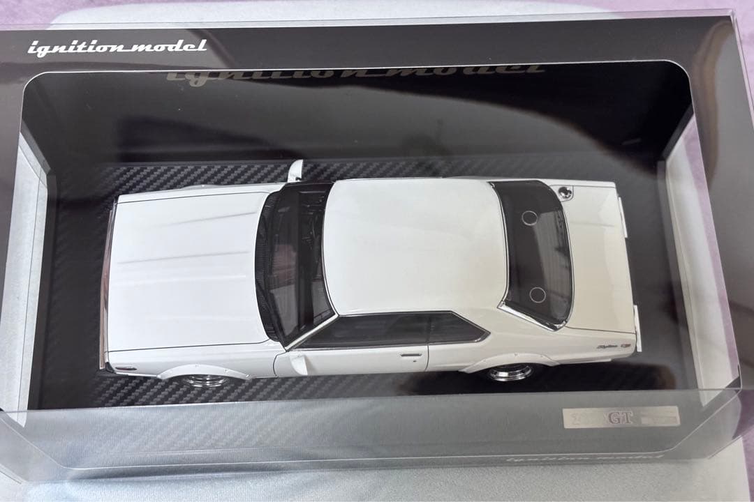 ミニカー 1/18 Nissan Skyline 2000GT-ES(C210)