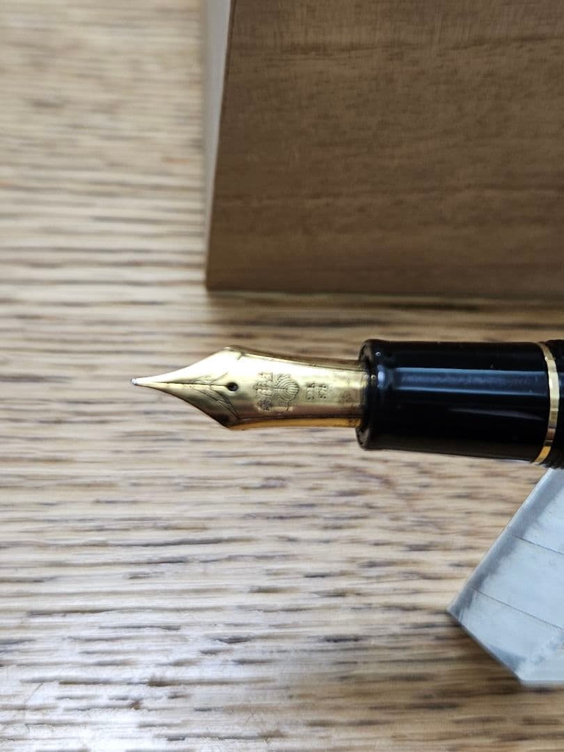 【超レア】内閣総理大臣特別慰労 万年筆 螺鈿蒔絵 桜流れ 恩賜懐中時計セット