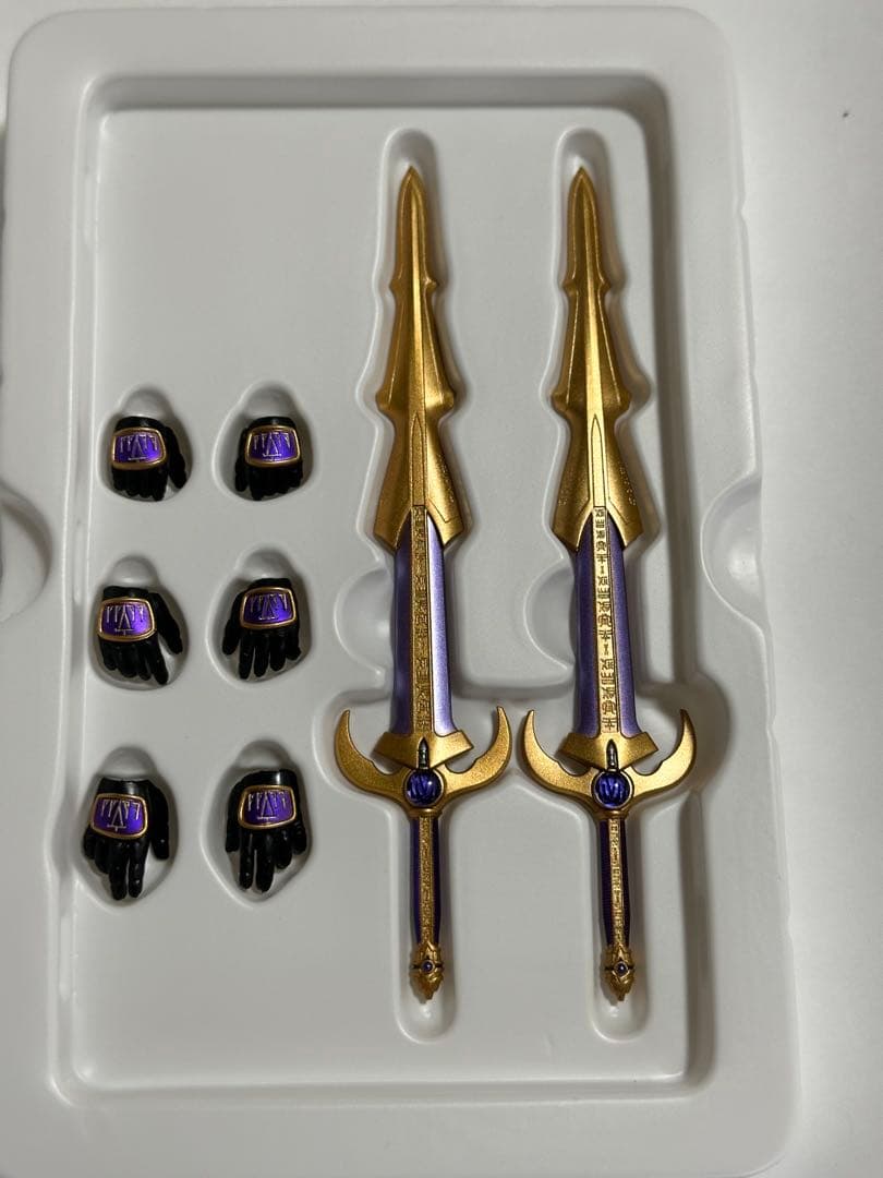 S.H.Figuarts　真骨彫製法　仮面ライダークウガ　ライジングタイタン