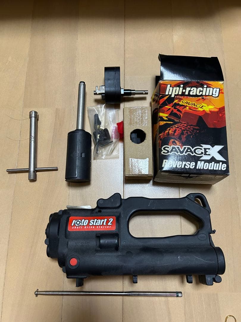 ジャンク扱いです。hpi-racing SAVAGE X 4.6 RTR