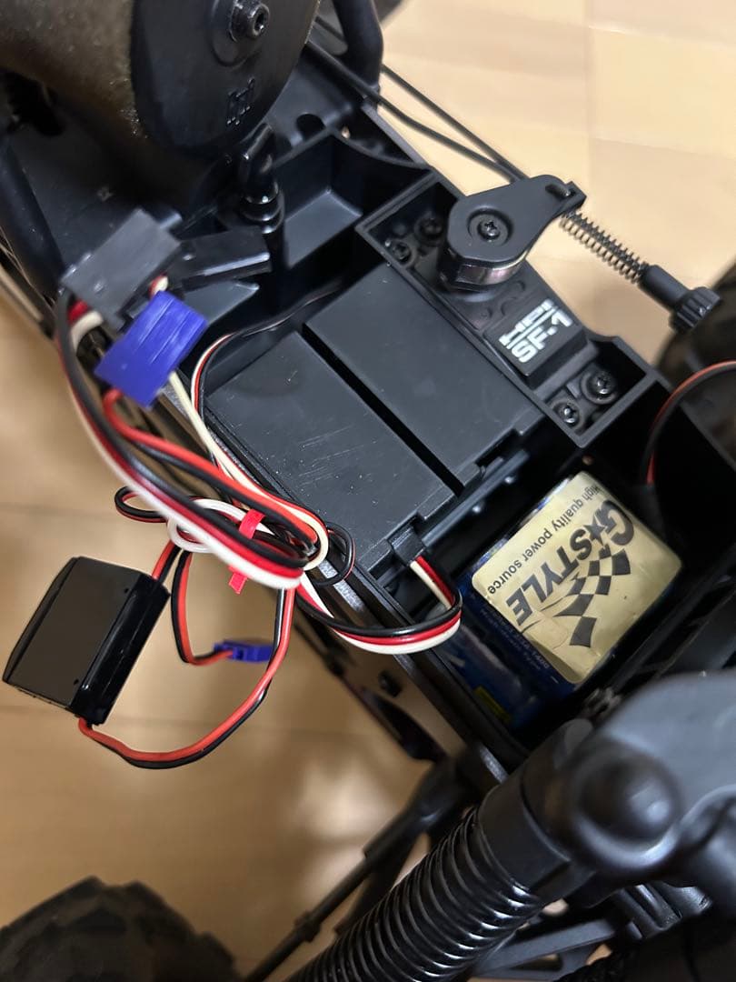 ジャンク扱いです。hpi-racing SAVAGE X 4.6 RTR