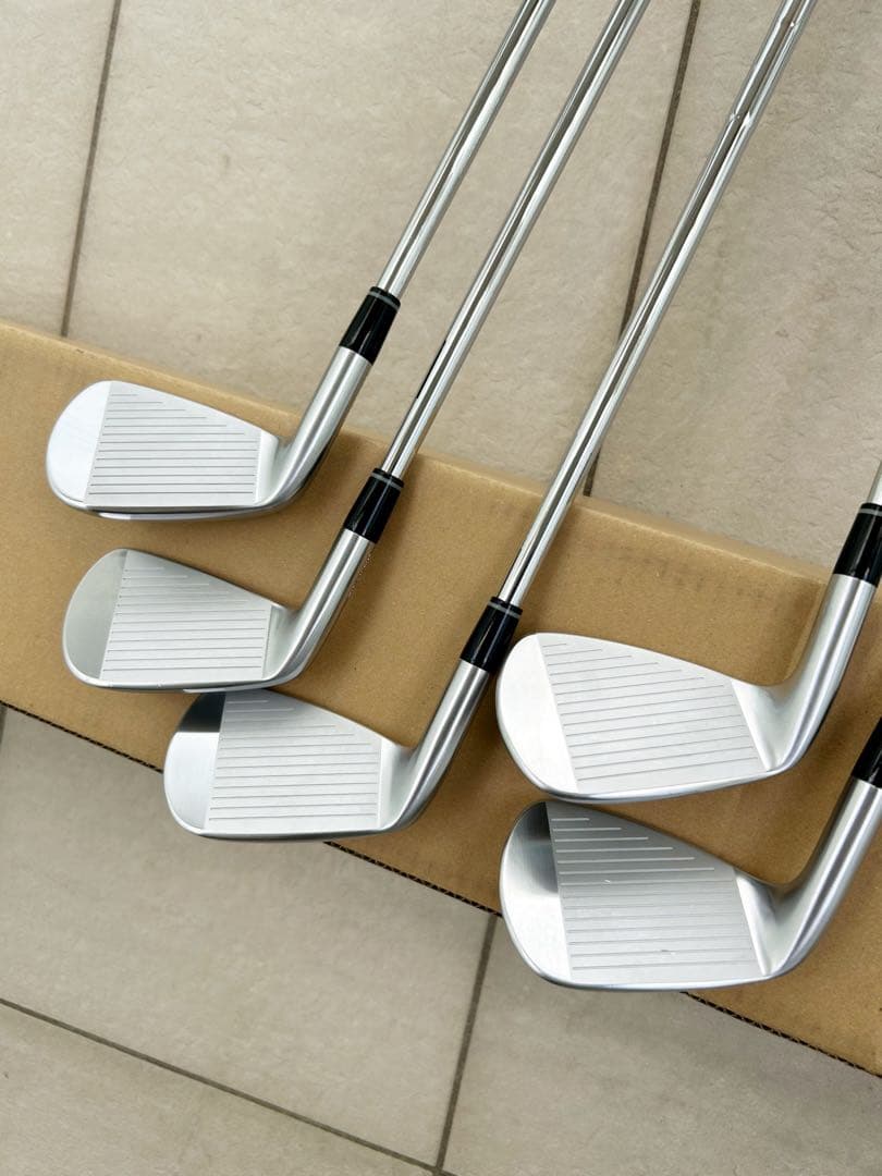 【極美品】フォーティーンTB-5 2025 アイアン 5本（6I-PW）