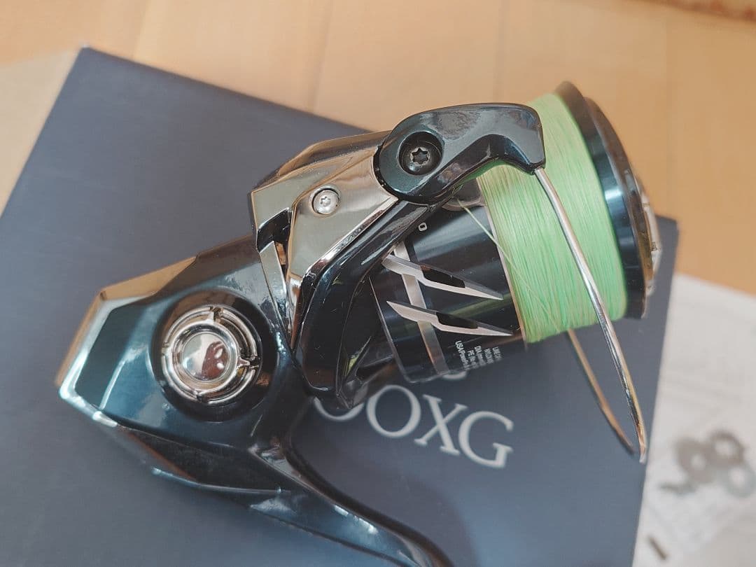 美品★SHIMANO 24 STRADIC SW 4000XG スピニングリール