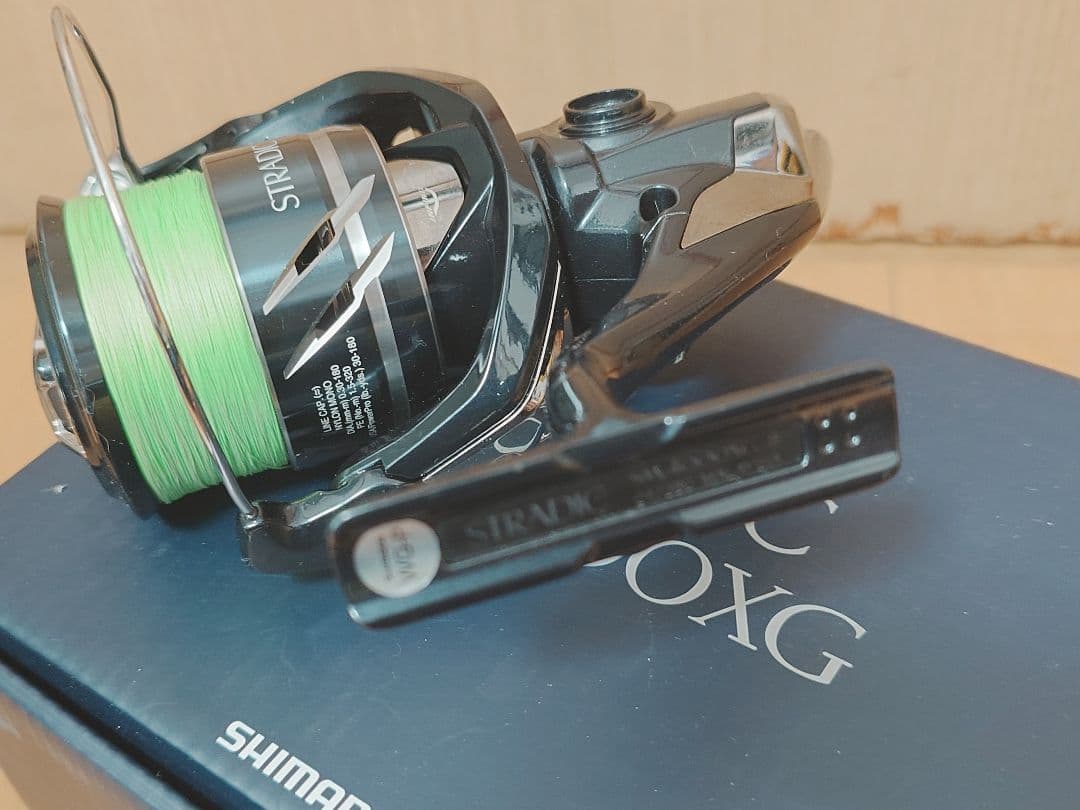 美品★SHIMANO 24 STRADIC SW 4000XG スピニングリール