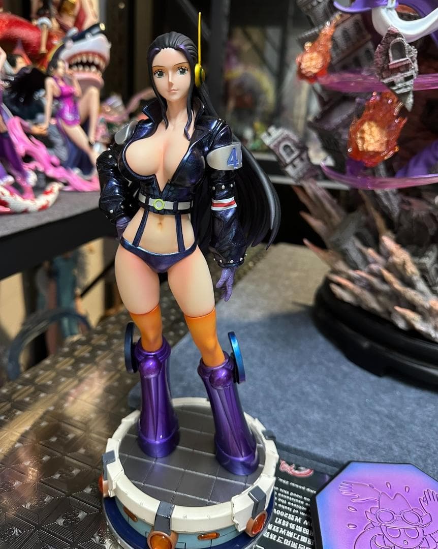 ワンピース エッグヘッド編 ニコ・ロビン ガレージキット フィギュア 1/6