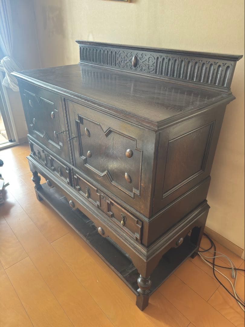 【アンティーク家具】イギリス　キャビネット・サイドボード　ビンテージ