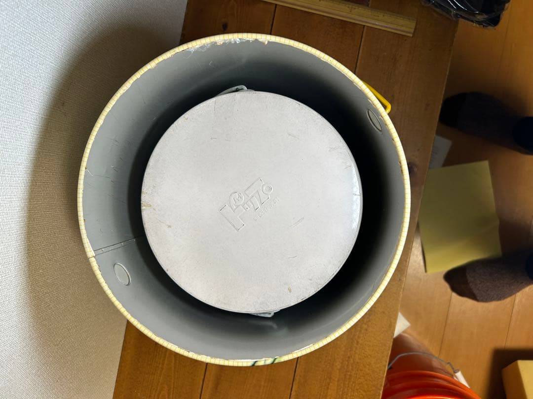 ブルービーズ　ハイトップ　洗濯粉　缶　2個セット