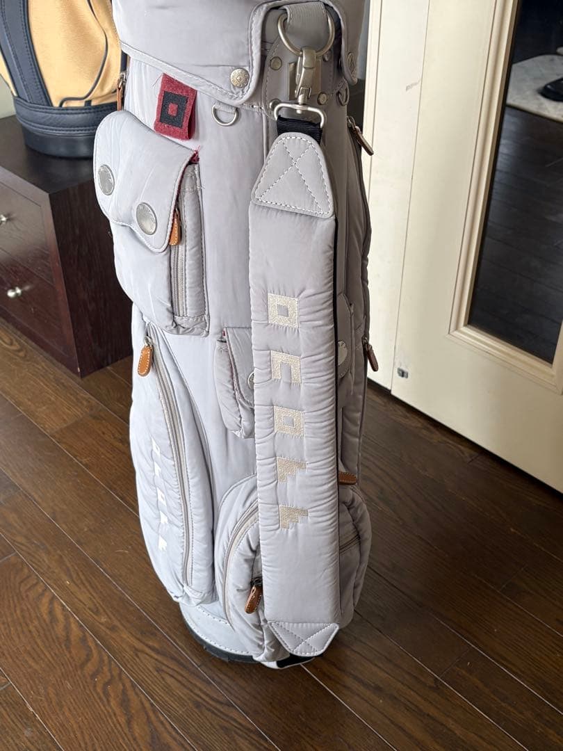onoffゴルフキャディーバッグ　軽量　ライトグレー